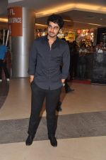 Arjun Kapoor at Dabangg 2 premiere in PVR, Mumbai on 20th Dec 2012 (122).JPG